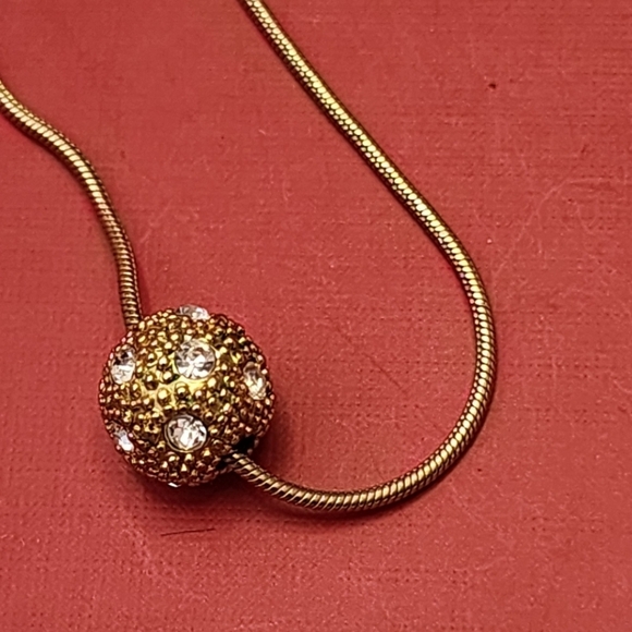 Vintage 70s Gold Filigree Crystal Ball Pendant Necklace – Signed RUNWAY Glam - Picture 4 of 8